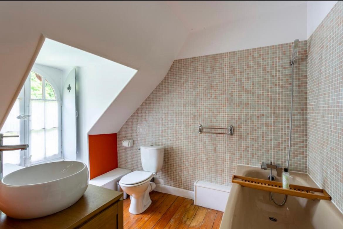 Parc De Lesseps Bed & Breakfast Meunet-Planches Exterior photo